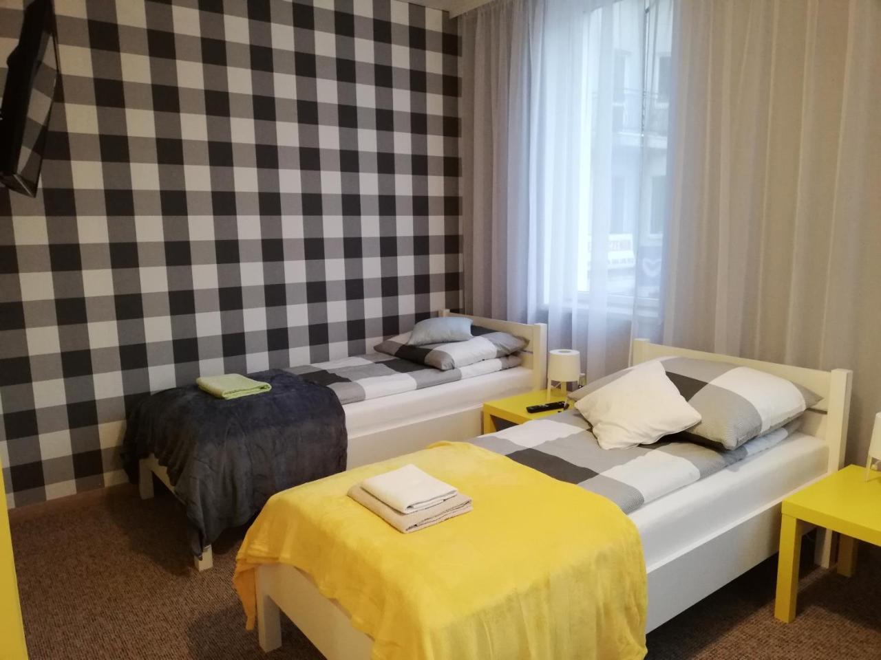 Pokoje Goscinne 30Stka Leczna Extérieur photo